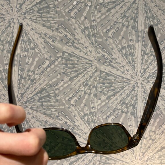 Ray-Ban Original Wayfarer Classics. Polarized.  Polished Tortoise. - Picture 6 of 12